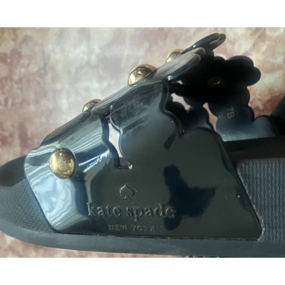 Kate Spade Daisy‎ Pool Slides Black Sandals Size 7B EUC! $129